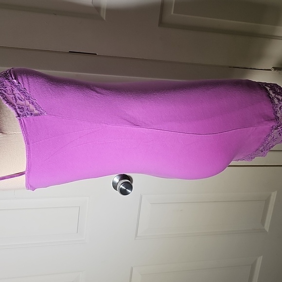 This Is A Lot Of 3 Y2K tanks. Tops with Lace Trim Size Meduim by Bozzolo. - Picture 6 of 12